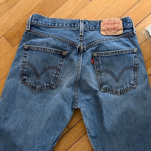Levi's Women's Straight Leg Blue Jeans - Picture 3 of 5